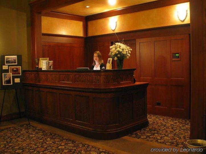Hotel Elliott 3*